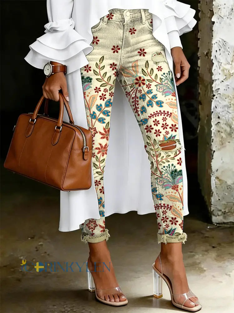 Damsjeans med artistisk blommönster - Aprikot / S