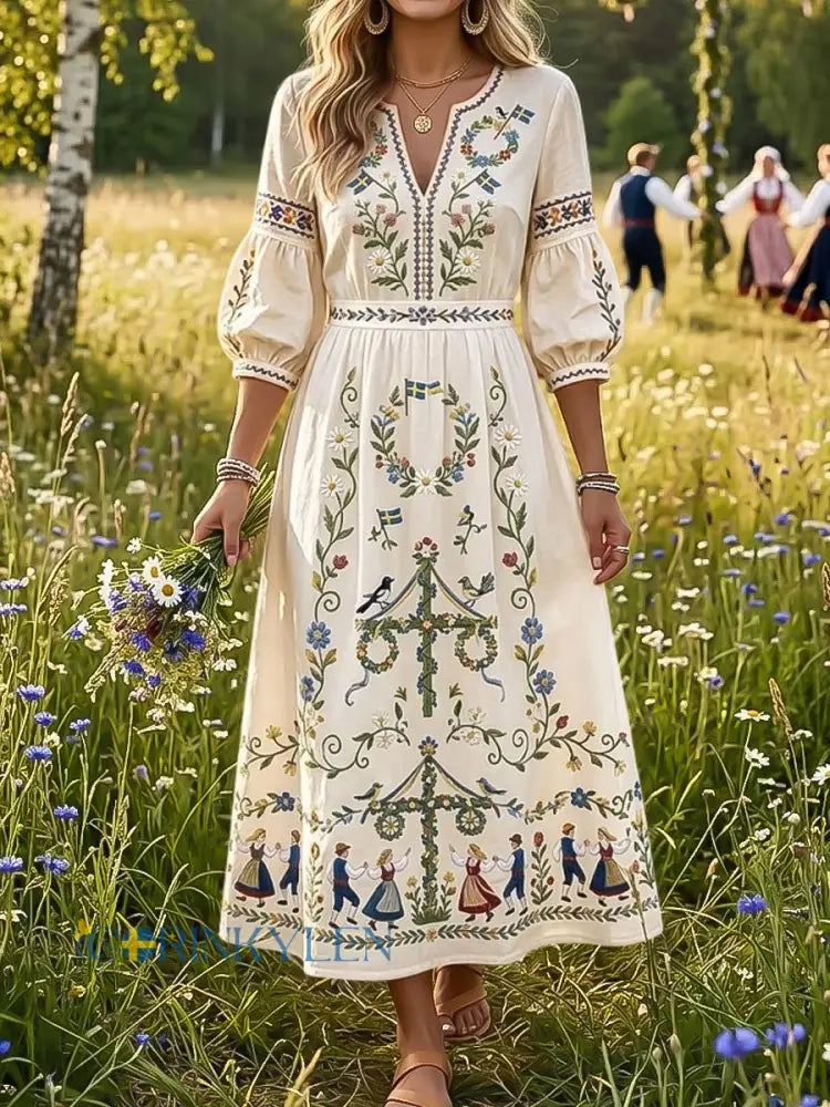 Damsvängångsklänning i vintagestil med svensk midsommarinspiration och blommotiv - flerlog / S