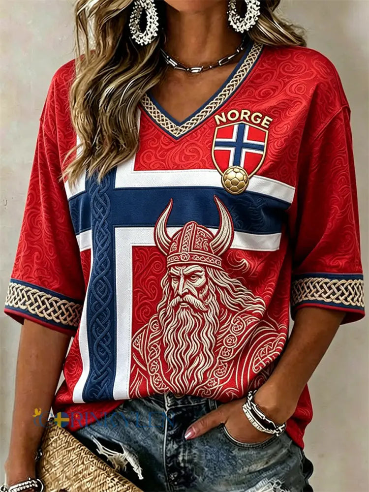 Damtröja i norskt fotbollstema med vikingakrigare keltiskt knutmotiv och flagga halvlånga ärmar samt V-ringning - röd