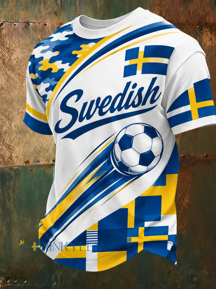 Konstnärlig t-shirt för herr med fotbollsmotiv och svensk tema - A / S