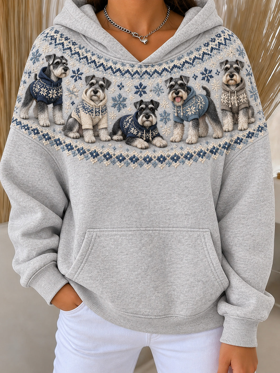 Kvinnors miniatyr Schnauzer hundar Patten