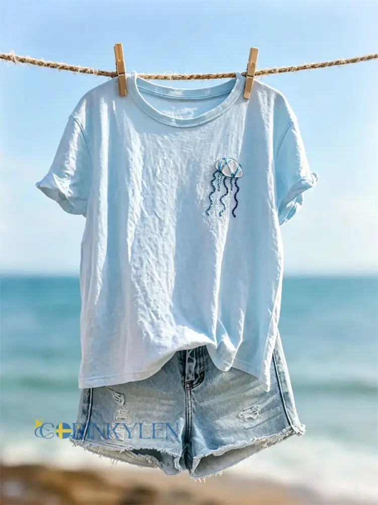 Damens ljuvliga Tiny Jellyfish Art Skriv ut kortärmad T-shirt - blå / S