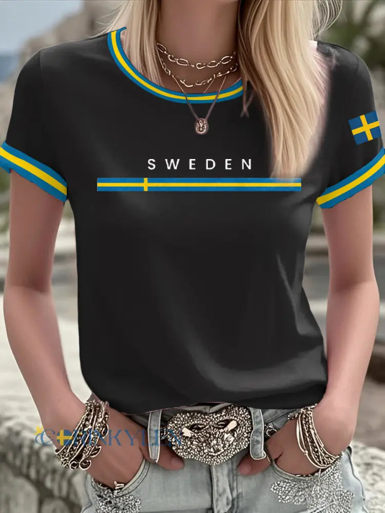 Damer Svensk konst tryckt t-shirt - svart / S