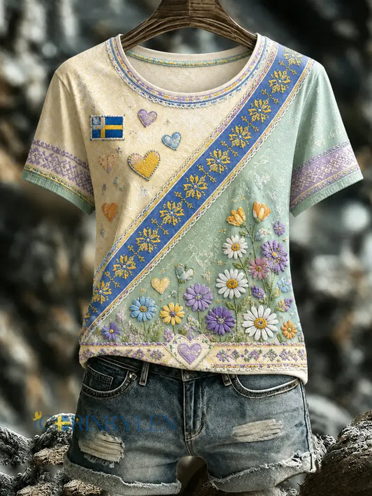 Damer Svensk midsommar- och nationaldagsminnestäckning konsttryckt t-shirt - A / S