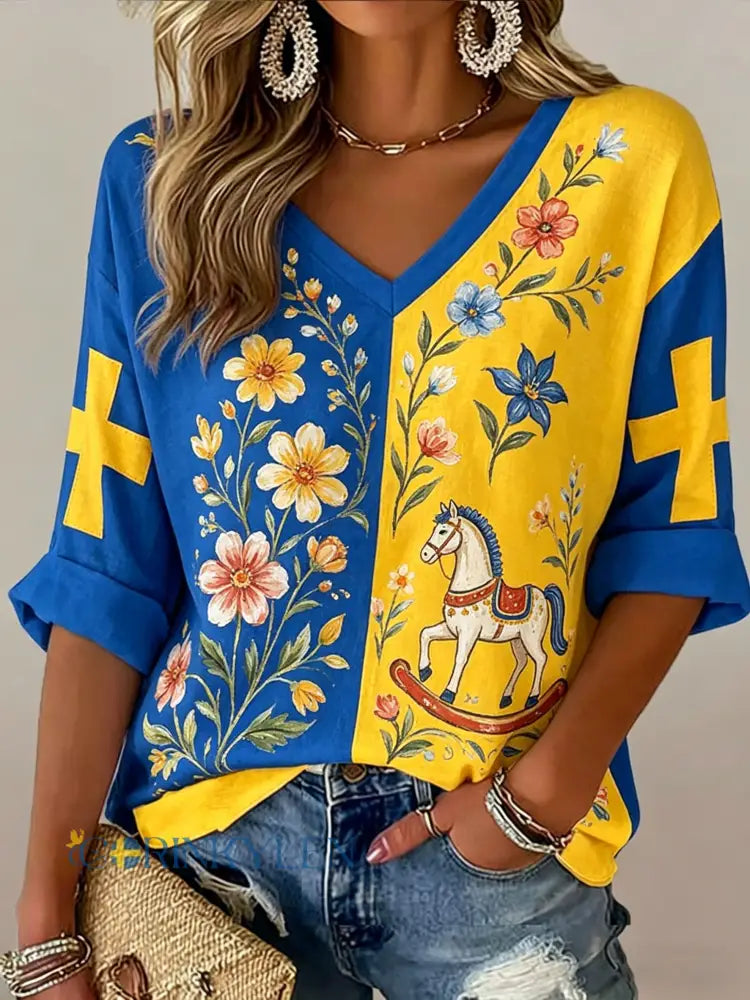 Damer Svensk midsommarfest minnesartprint T-shirt med V-ringning - A / S