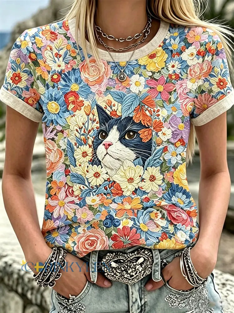 Dammblus i linne med blommor och katter kortärmad - som bild / S