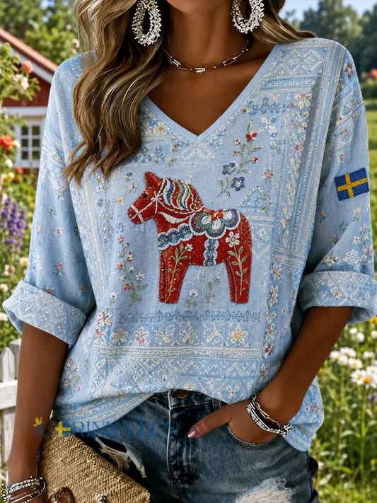 Dammens midsommartröja med blommönster och v-ringning - A / S
