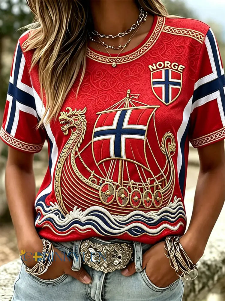 Dammens Norge Vikingaskipskeltisk knut-flaggtryck t-shirt med korta ärmarna - röd / S