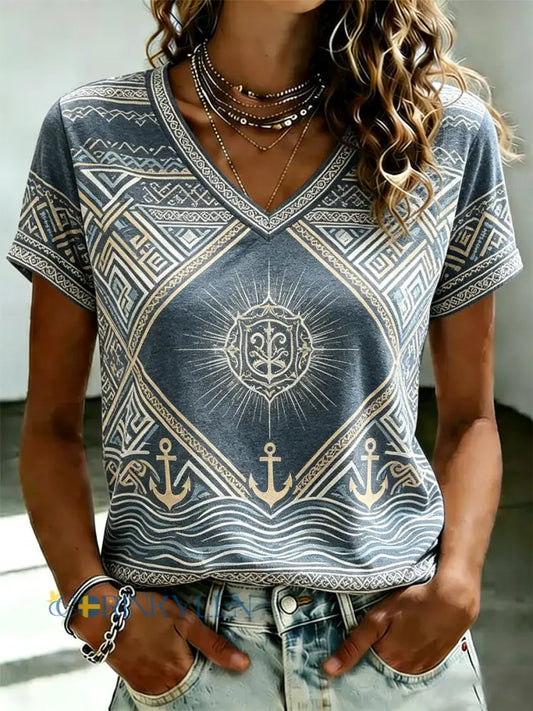 Dammens norska fjordviking-tryckta t-shirt med v-ringning - som bild / S