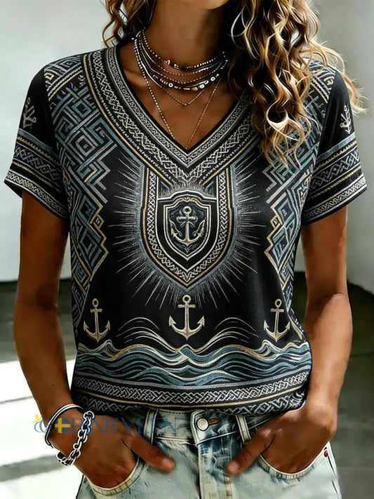 Dammens norska fjordviking-tryckta t-shirt med v-ringning - som bild / S