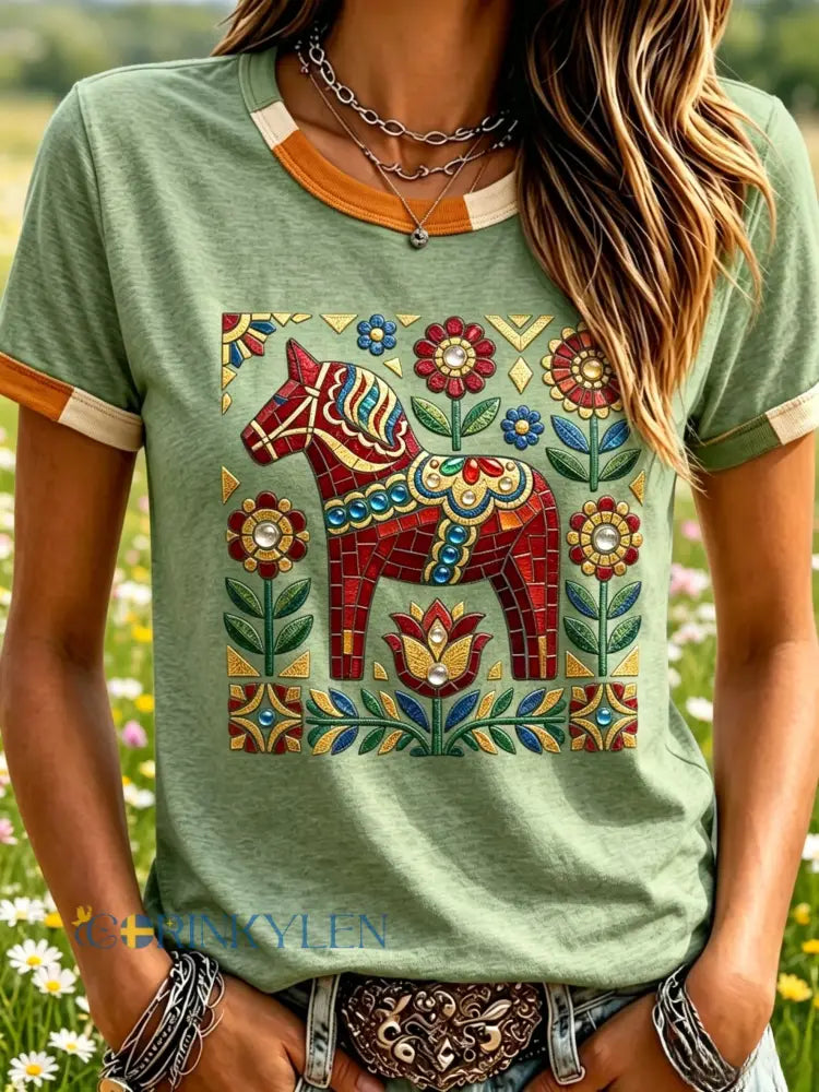 Dammens retrodanska midsommar-Dalahäst t-shirt med korta ärmar - grönt / S