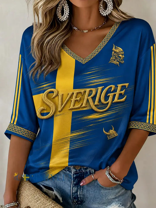 Dammens retrovikingiskt stilad vardagströja med märke med den svenska fotbollslaget flaggan - A / S