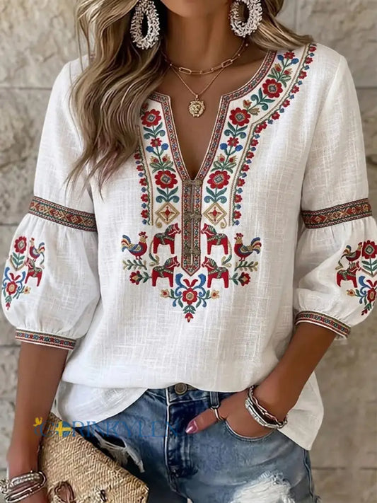 Dams blus i vintagestil inspirerad av den svenska midsommartraditionen i bomull och linntyg - vitt / S