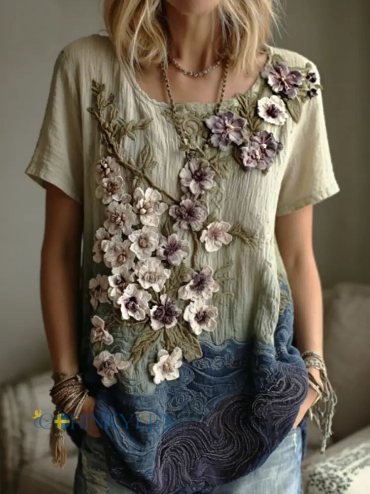 Dams klassiskt graderad japansk t-shirt i linne med broderat mönster föreställande sakurablomster och havsvågor - blå