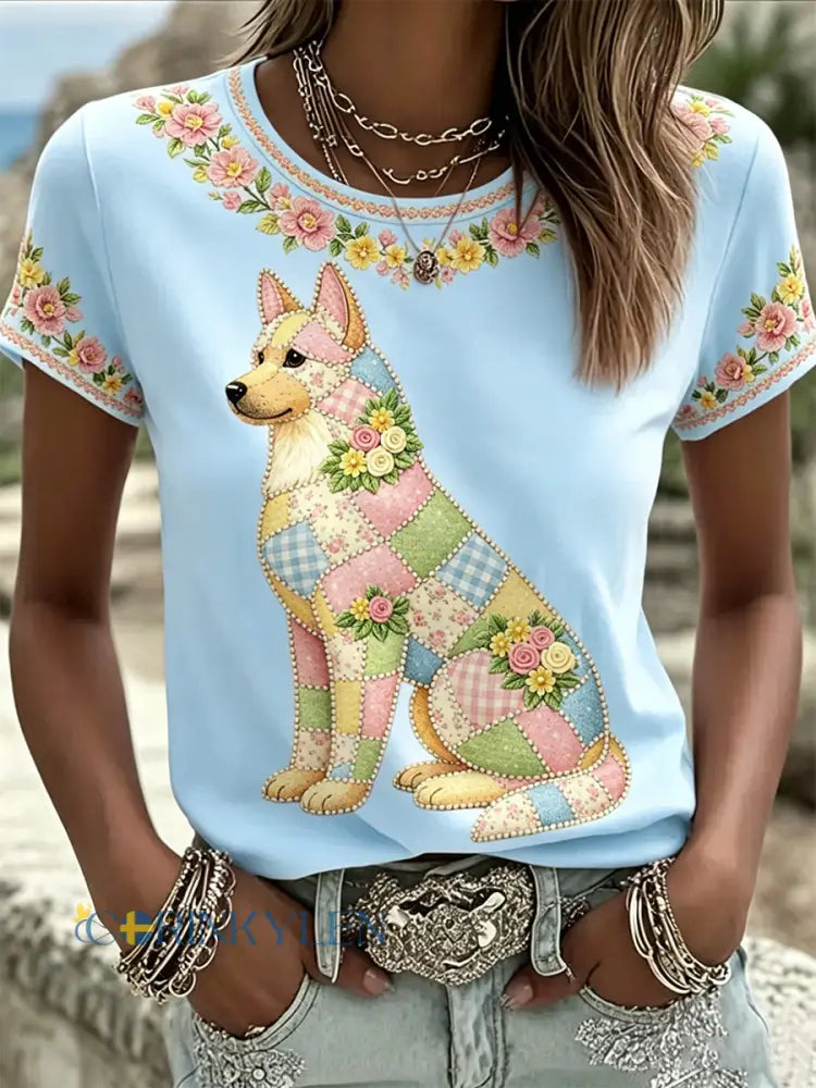 Dams örtblommig hundtryckt casual t-shirt - ljusblå / S