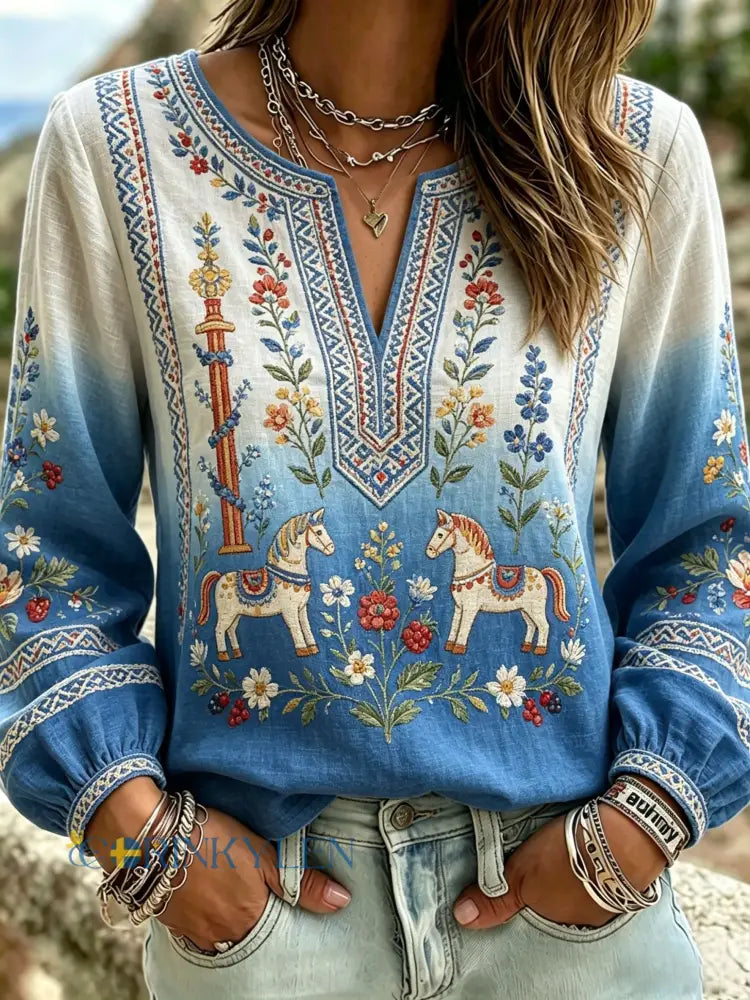 Dams retro svensk midsommarfolkloristisk blus i bomull-linntyg med blommönster - blå / S