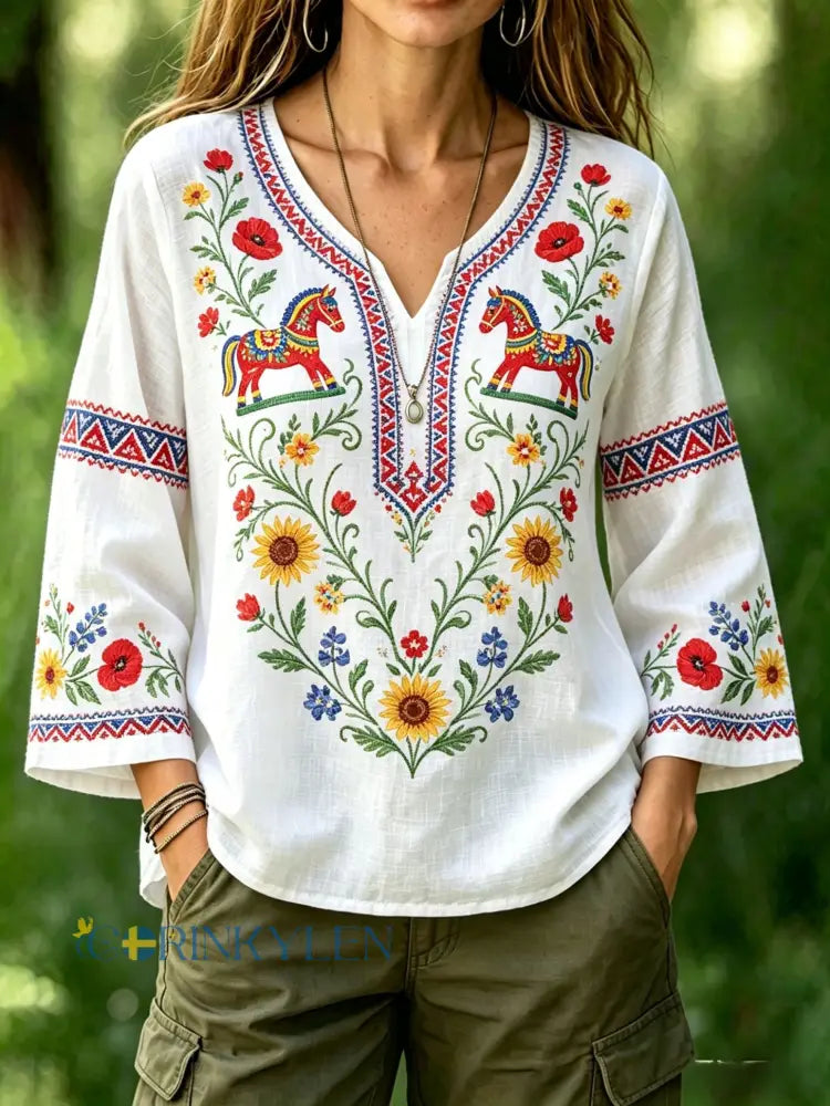 Dams retro svensk midsommarfolkstil blus i bomull-linne med blommönster - vitt / S
