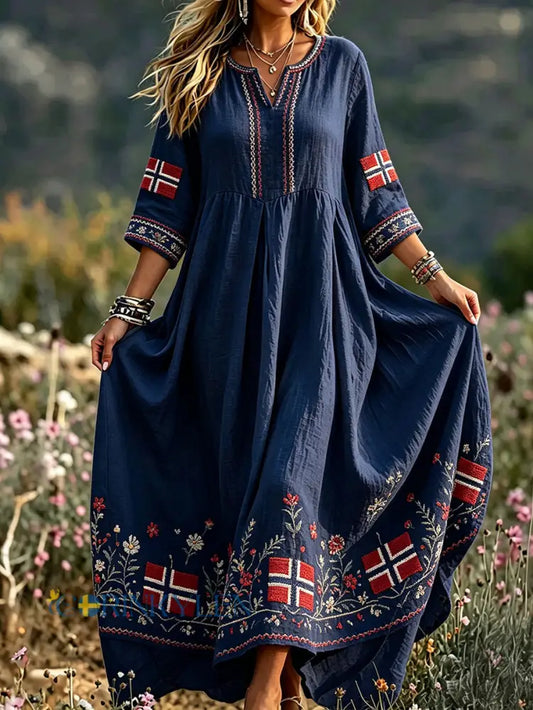 Damskjorta i nordisk skandinavisk stil med blommönster och konsttryck - blå sjöfart / S
