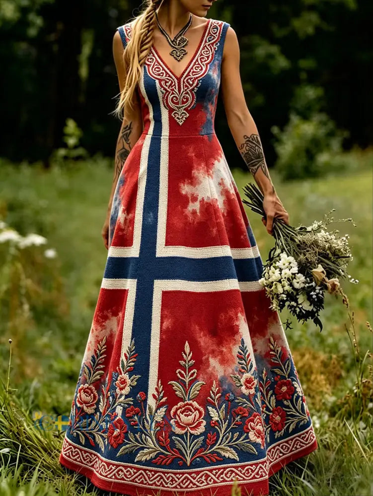 Damskjorta i skandinavisk stil med nordisk blomster- och vikingamotiv - som bild / S