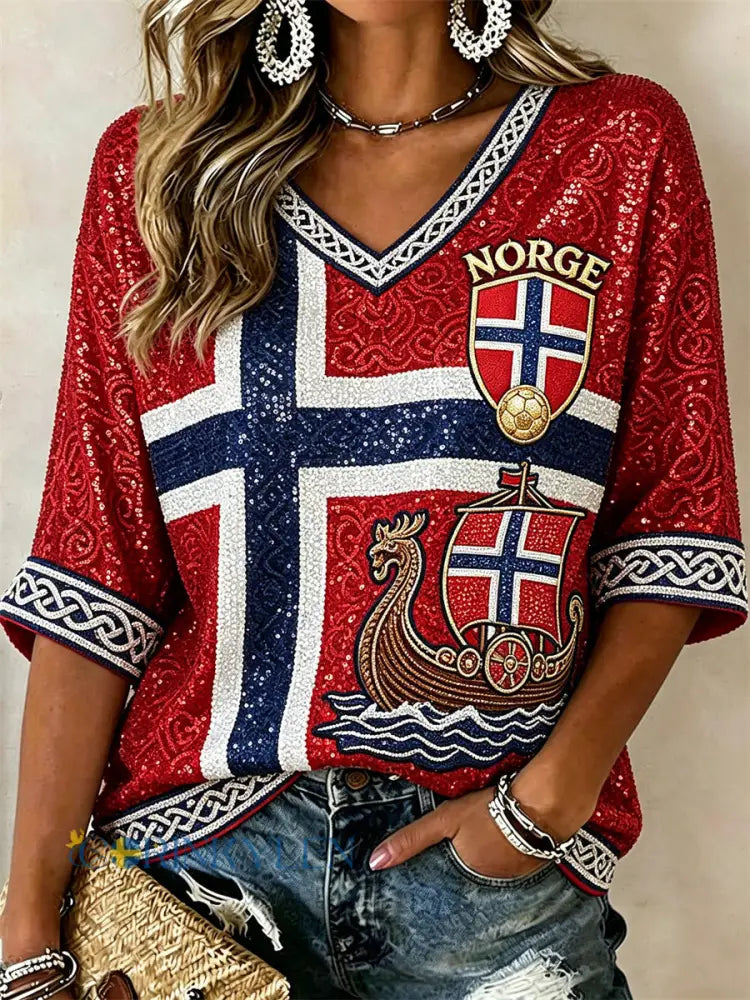 Damtröja i norskt fotbollstema med vikingaskepp keltisk knut och flagga glittertryck halvlånga ärmar och V-ringning