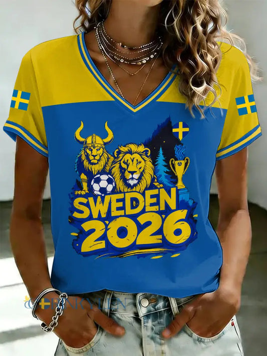 Damtröja i svensk fotboll med tryckt V-ringning - som bild / S