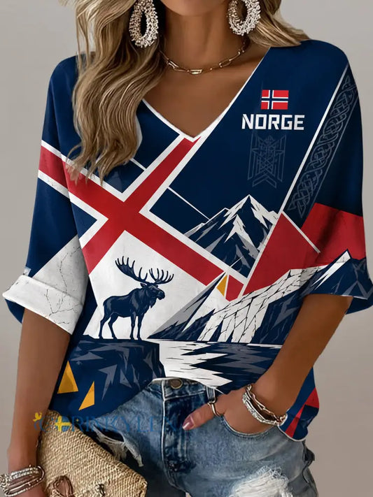 Damtröja med V-ringning: Norsk fotbollsfankultur och hejarkonst – artprint - A / S