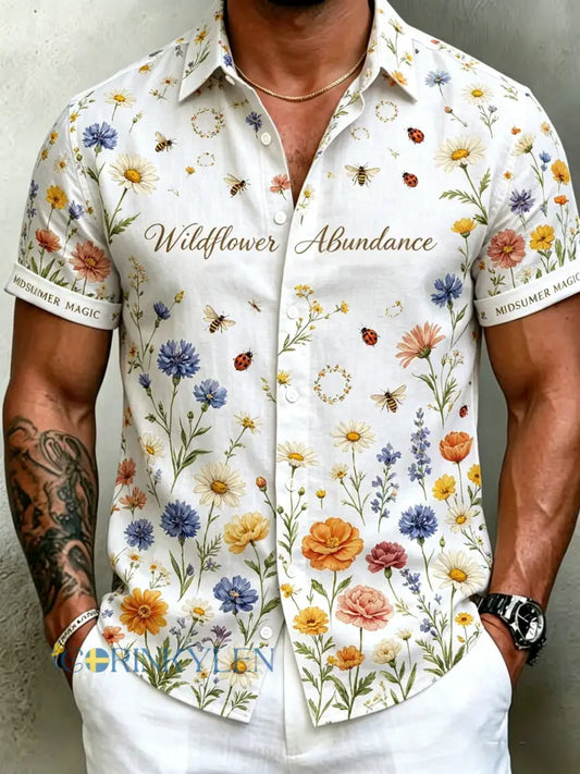 Herrretro svensk midsommarfolkaldrigblommig bomull-linne skjorta med korta ärmarna