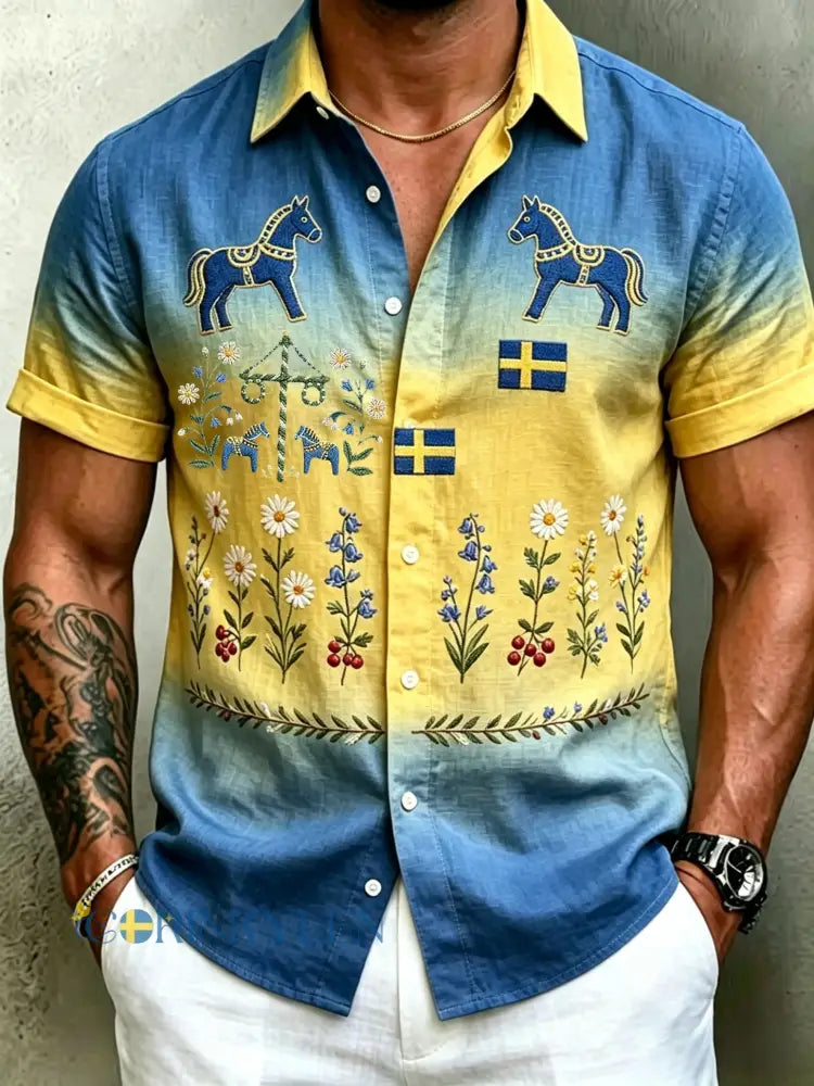 Herrretro svensk midsommarfolkaldrigblommig bomull-linne skjorta med korta ärmarna - blå / S