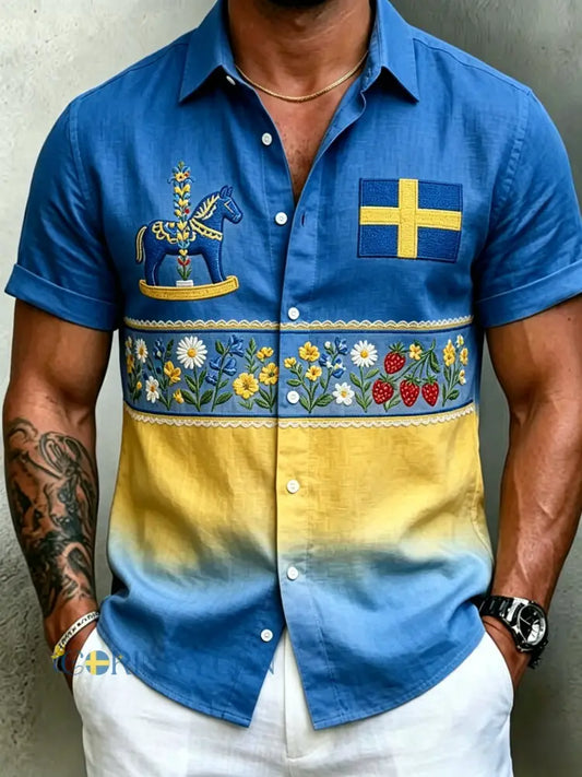 Herrretro svensk midsommarfolkaldrigblommig bomull-linne skjorta med korta ärmarna - blå / S