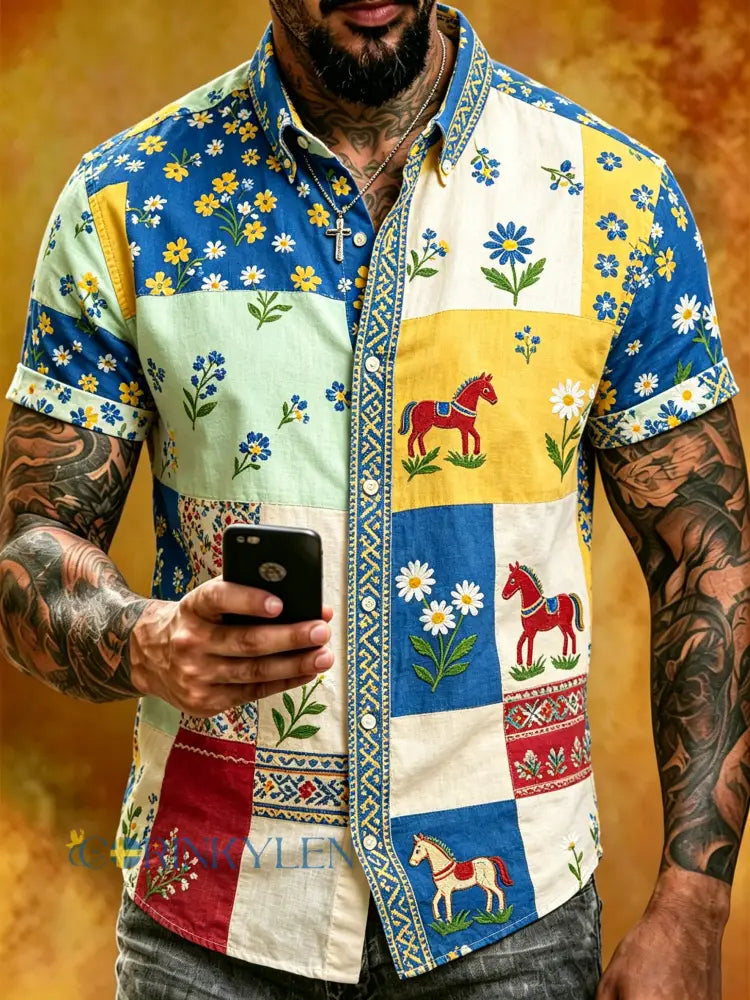 Herrskjorta med korta ärmar och konsttryck till minne av midsommarfesten - A / S