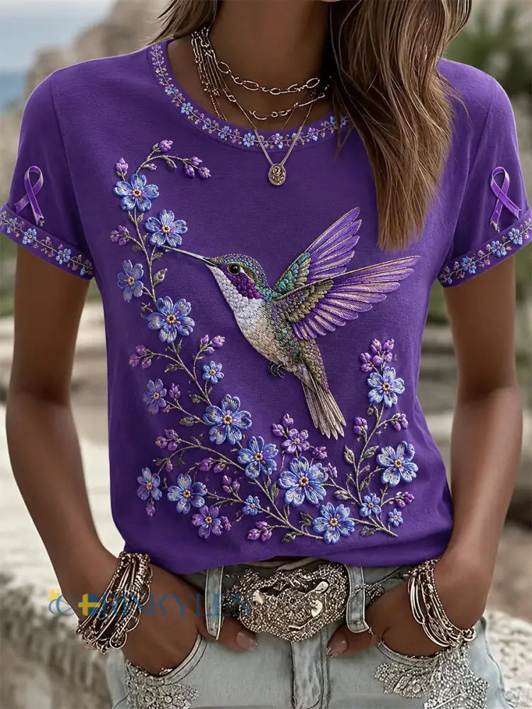 Kvinnors lila blommor & Hummingbird Skriv ut Alzheimers medvetenhet Support Tee - mörkt / S