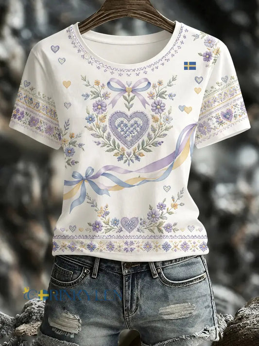 Kvinnors svenska midsommar & Nationaldag minneskonst Skriv ut T-Shirt - A / S