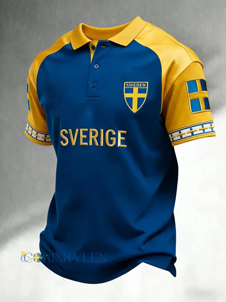 Retro svensk fotbollsflagga emblem avslappnad pikétröja med korta ärmarna - blå / S