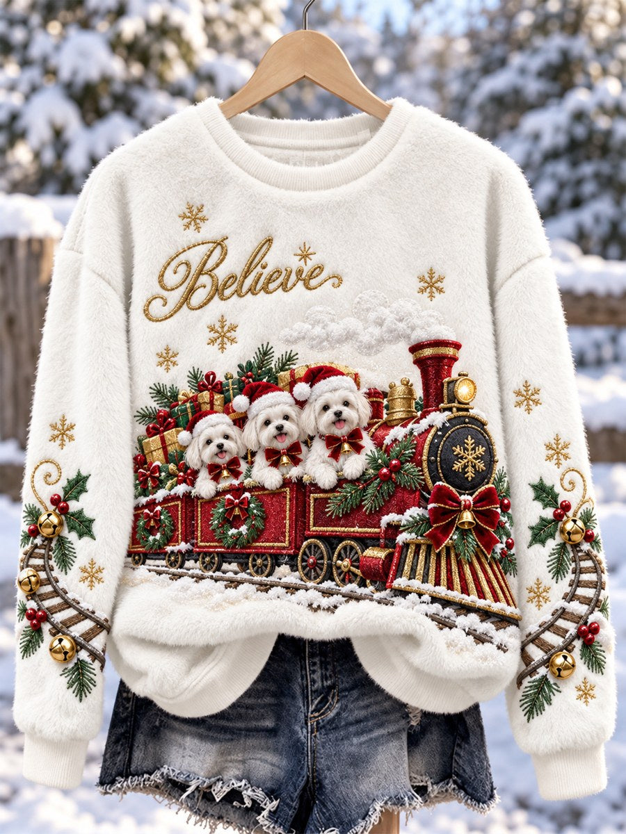 Damtröja i bekväm flanell med vintage-motiv: "Believe" jultåg och maltshundar