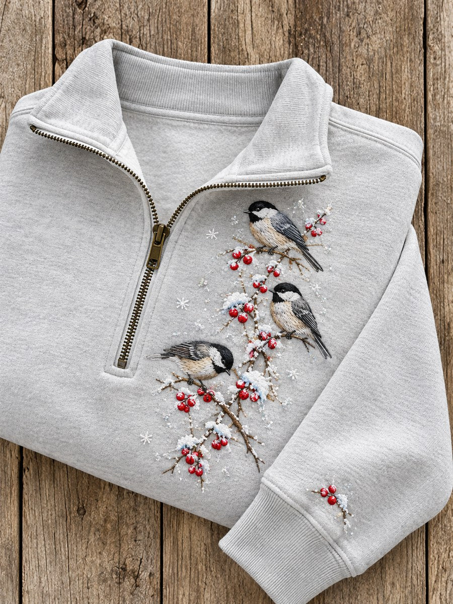 Kvinnors snöig vinter svart-täckt Chickadee på grenen Print Zip Up Sweatshirt