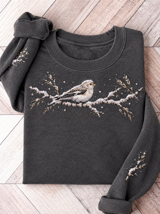 Kvinnors snöig vinter Common Redpoll fågel på Brach Print Sweatshirt