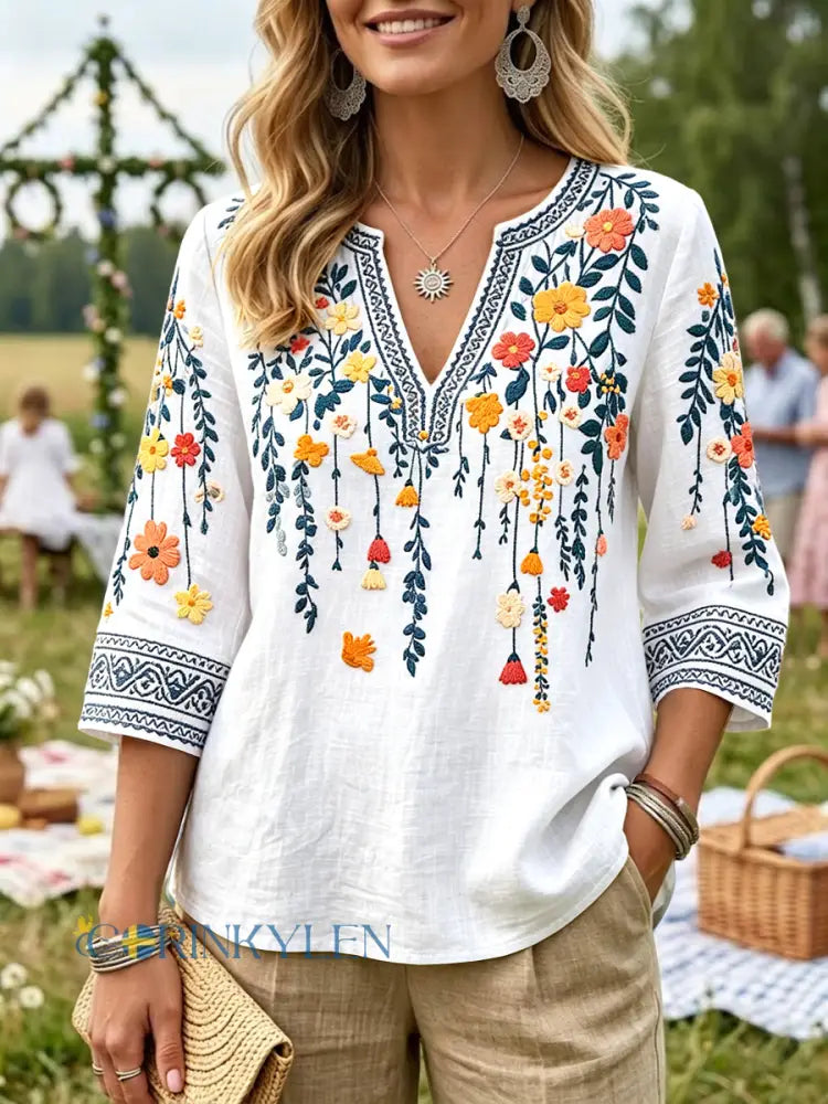 Women’s Swedish Midsummer 3D Floral Print Casual V-neck T-shirt - White / S