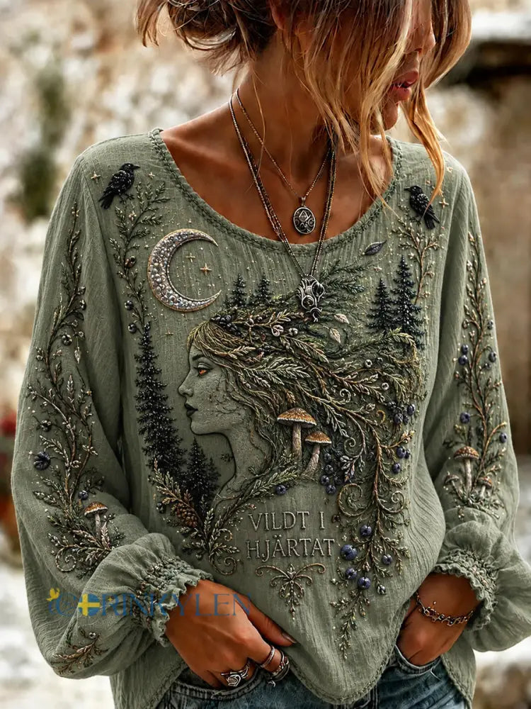 Women’s Vintage Halloween Nordic Forest Witch Art Top - As picture / S